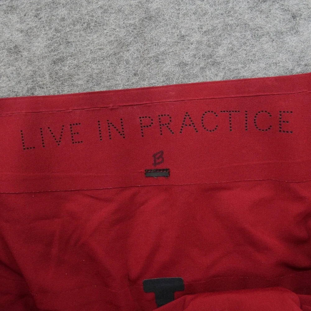 lululemon athletica zippers are